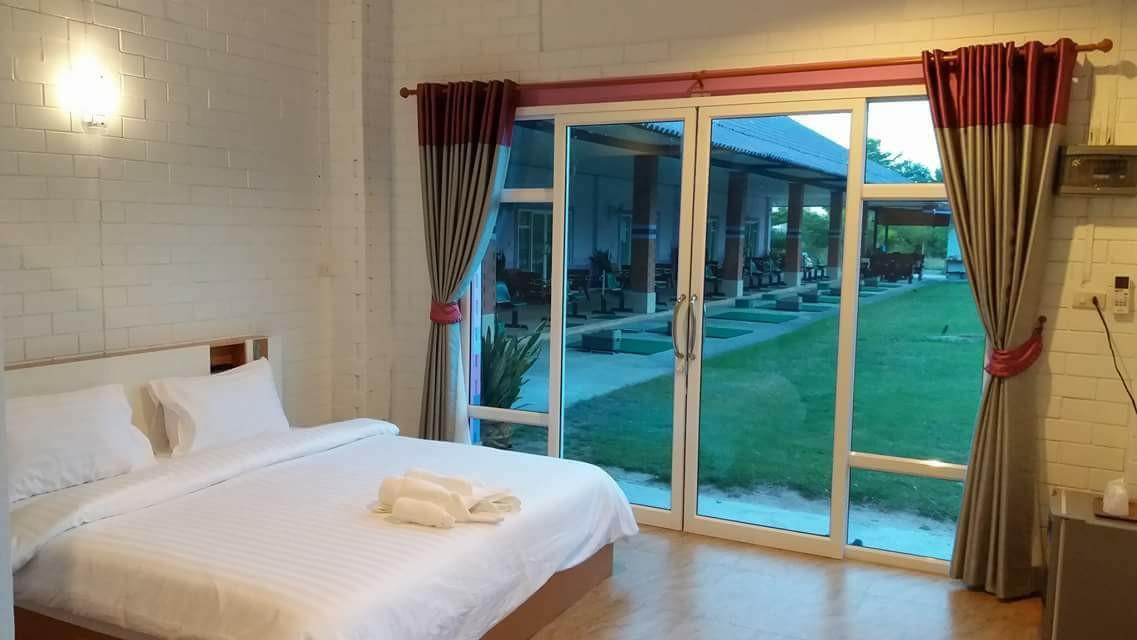 Three Bays Resort Prachuap Khiri Khan Exterior foto